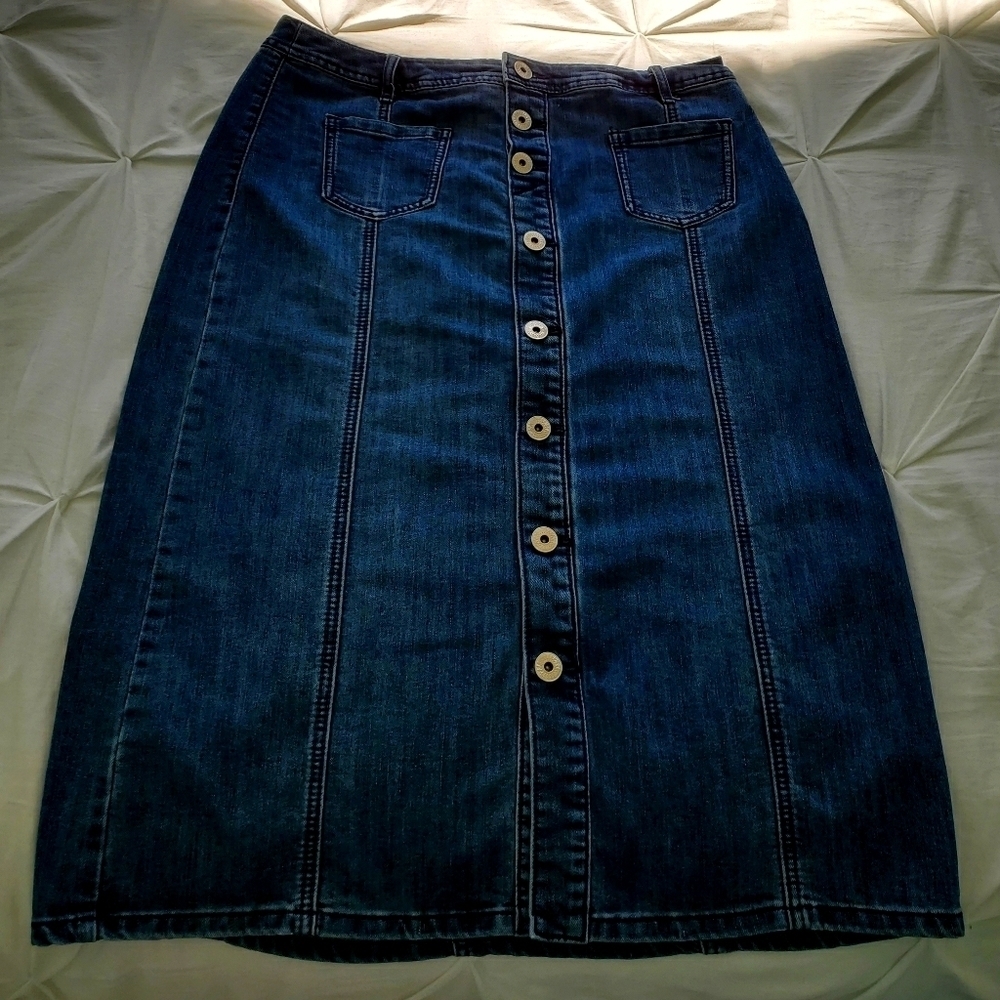 Size 10P  Christopher banks  Jean skirt​​​​​
